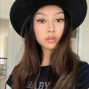 Meet your Posher, Alice